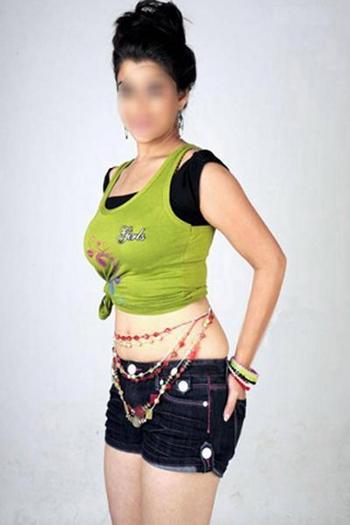 Shivanya, 22 Indian female escort, Mumbai